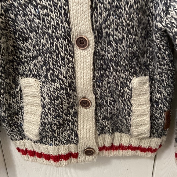 Roots Cabin Sweater - Picture 3 of 8